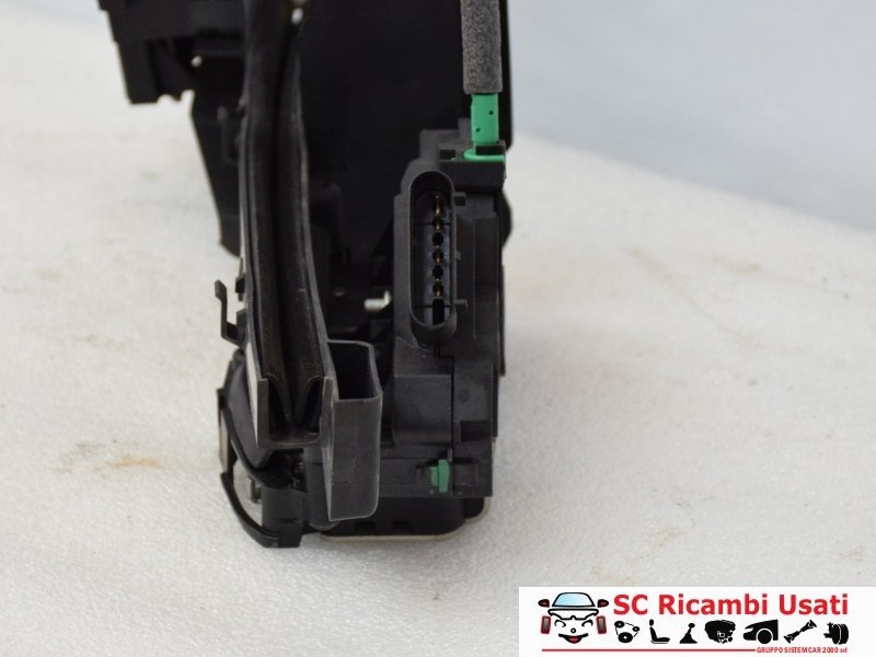 Serratura Anteriore Destra Ford Kuga BM5AA21812BG - 10213 Serratura Anteriore Destra Ford Kuga BM5AA21812BG - 10213