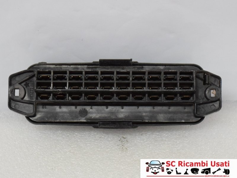 Scatola Portafusibili Fusibiliera A112 0.9 48cv - 10348 Scatola Portafusibili Fusibiliera A112 0.9 48cv - 10348