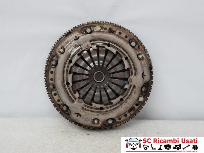 Kit Frizione E Volano Clio 4 1.5 Dci 302056841R 30101931OR - 10695 Kit Frizione E Volano Clio 4 1.5 Dci 302056841R 30101931OR - 10695