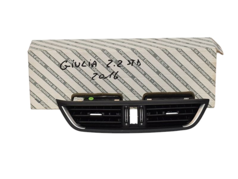 Diffusore Aria Centrale Cruscotto Giulia 2017 156110178 - 08176 Diffusore Aria Centrale Cruscotto Giulia 2017 156110178 - 08176