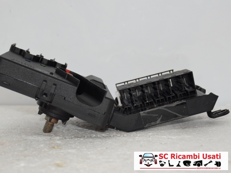 Porta Fusibili Mercedes Classe E 3.2 Cdi W211 A2115461141 - 08413 Porta Fusibili Mercedes Classe E 3.2 Cdi W211 A2115461141 - 08413