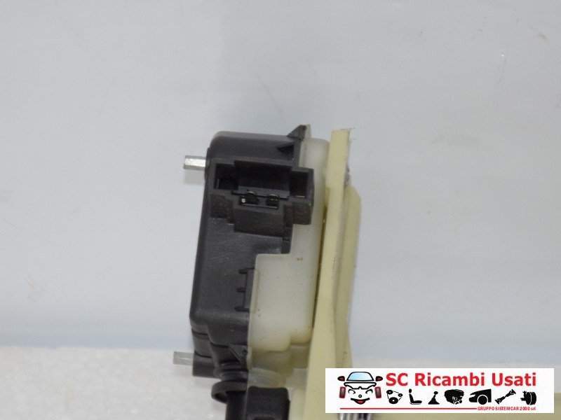 Serratura Poggiatesta Centrale Mercedes Classe E A2119700325 - 08416 Serratura Poggiatesta Centrale Mercedes Classe E A2119700325 - 08416