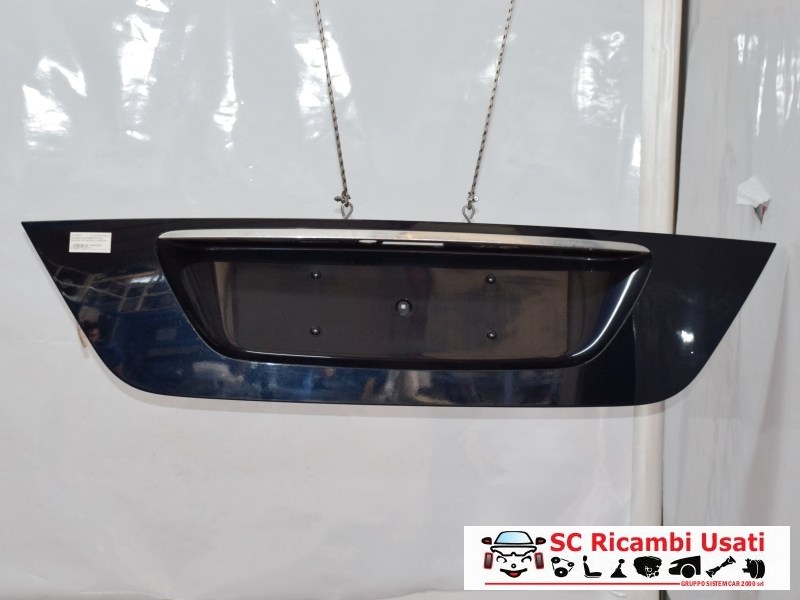 Rivestimento Cofano Posteriore Mercedes Classe E A21175002379999 - 08462 Rivestimento Cofano Posteriore Mercedes Classe E A21175002379999 - 08462