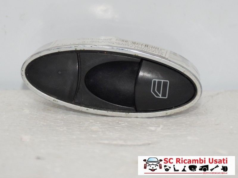 Pulsante Alzavetro Anteriore Dx Mercedes Classe E A2118211351 - 08467 Pulsante Alzavetro Anteriore Dx Mercedes Classe E A2118211351 - 08467