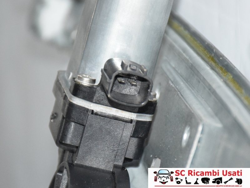 Alzavetro Anteriore Destro Renault Clio 4 807205569R - 09313 Alzavetro Anteriore Destro Renault Clio 4 807205569R - 09313