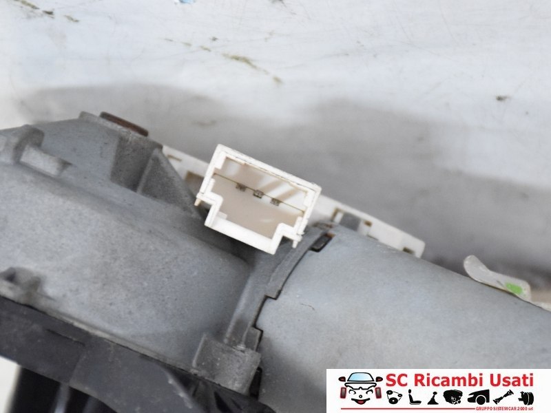 Tergilunotto Renault Clio 3 8200311486 - 09395