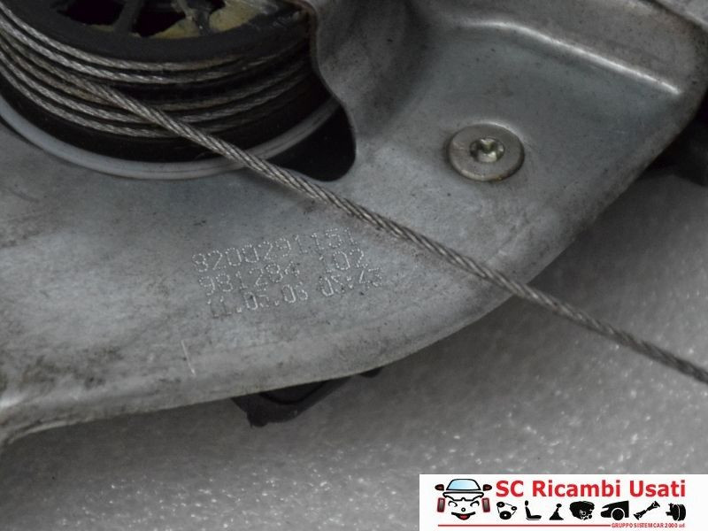 MECCANISMO ALZAVETRO POST. SX RENAULT Clio Serie Restyling 8200291151 (01>10)