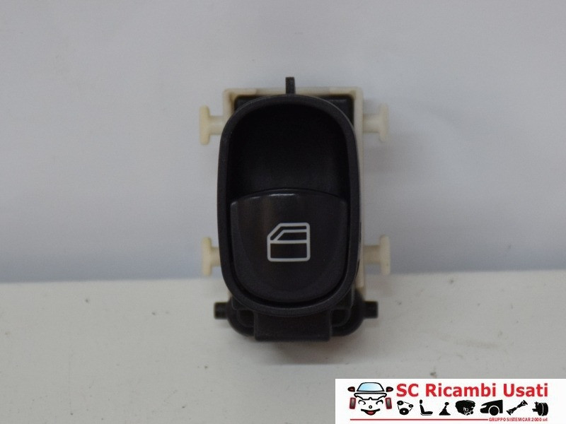 PULSANTE ALZAVETRO POSTERIORE DESTRO MERCEDES Classe C Berlina W203 A2038200210 (00>04)