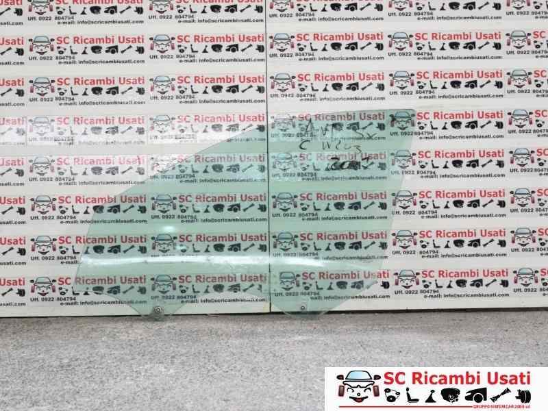 VETRO SCENDENTE ANTERIORE SINISTRO MERCEDES Classe C Berlina W203 (00>04)