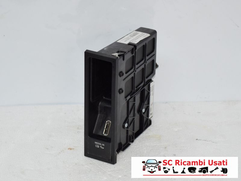 INTERFACCIA PRESA USB/INGRESSO AUX VOLKSWAGEN Golf 6 Berlina 5N0035341D (08>12)