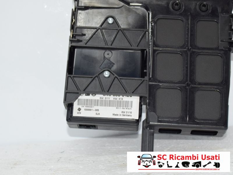 INTERFACCIA PRESA USB/INGRESSO AUX VOLKSWAGEN Golf 6 Berlina 5N0035341D (08>12)