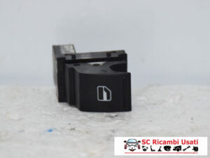 7L6959855B 7L6959855B PULSANTE ALZAVETRO ANTERIORE DX VOLKSWAGEN Golf 6 Berlina diesel