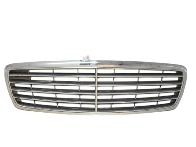 GRIGLIA PARAURTI MERCEDES Classe E Berlina W211 2° Serie A2118800383 (07>)