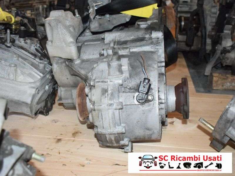 Cambio Vw Golf 4 02M301103D - 01019