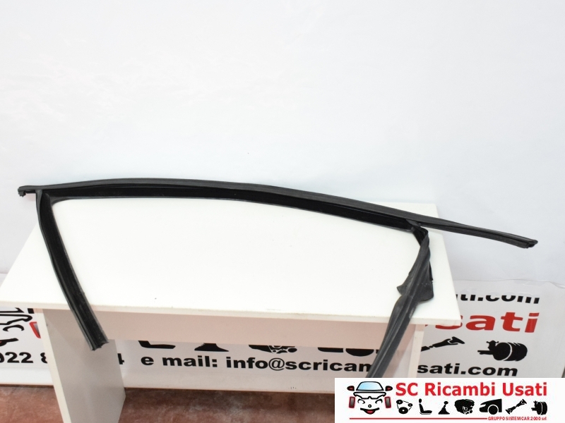 Guarnizione Porta Anteriore Destra Dx Vw Golf 6  - 11630