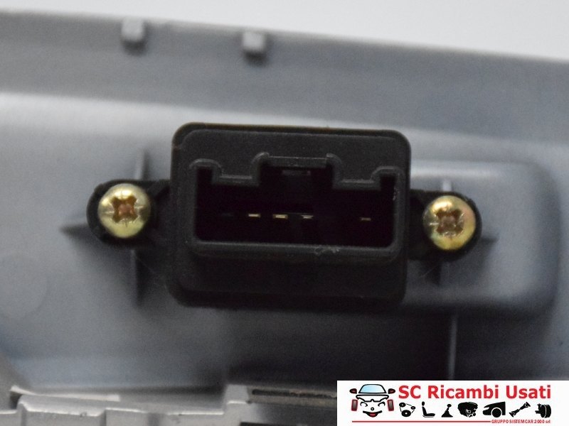 Pulsante Alzavetro Posteriore Destro Dx Mazda 2 DD10-68-5LX D39766370 - 01628 Pulsante Alzavetro Posteriore Destro Dx Mazda 2 DD10-68-5LX D39766370 - 01628