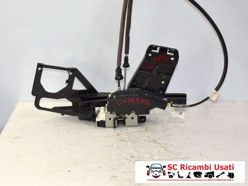 Serratura Anteriore Sinistra Jeep Compass P68164358AA - 02498 Serratura Anteriore Sinistra Jeep Compass P68164358AA - 02498