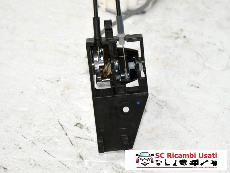 Serratura Anteriore Destra Suzuki Vitara 8220154P31 - 02521 Serratura Anteriore Destra Suzuki Vitara 8220154P31 - 02521