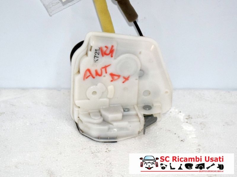 Serratura Destra Abarth 124 Spider 6000613025 - 03614 Serratura Destra Abarth 124 Spider 6000613025 - 03614