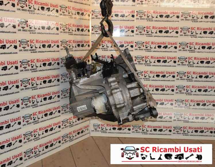 Cambio Ford Focus Prima Serie 1.8 Tdci 2S4R7002 XS4R7F096 - 03707 Cambio Ford Focus Prima Serie 1.8 Tdci 2S4R7002 XS4R7F096 - 03707