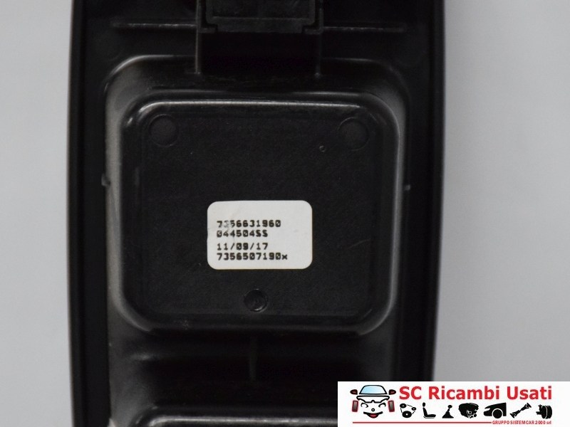 Pulsante Alzavetro Anteriore Destra Dx Fiat 500l 735555019 - 03832 Pulsante Alzavetro Anteriore Destra Dx Fiat 500l 735555019 - 03832