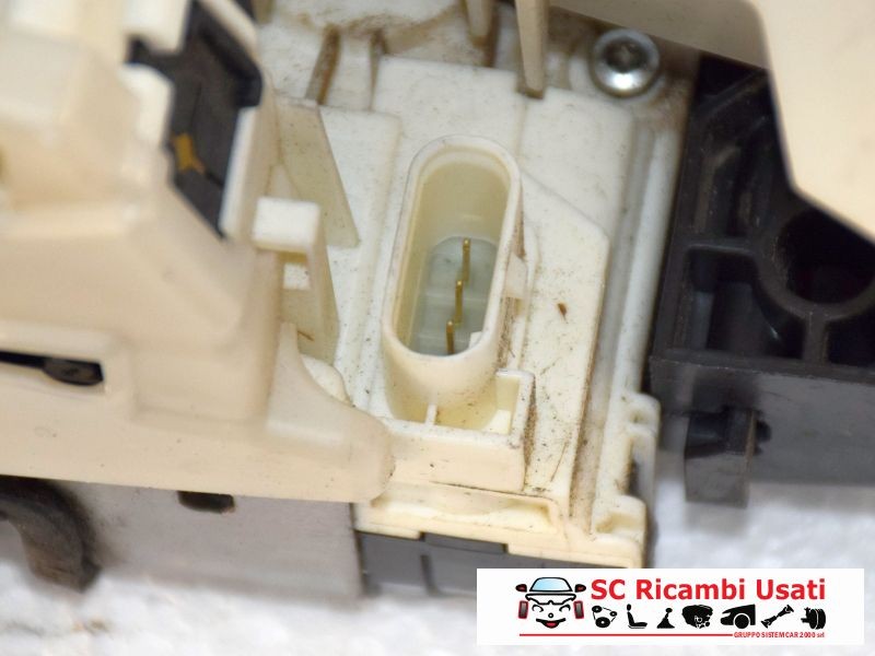 Serratura Anteriore Destra Jeep Renegade 52028382 - 04203 Serratura Anteriore Destra Jeep Renegade 52028382 - 04203