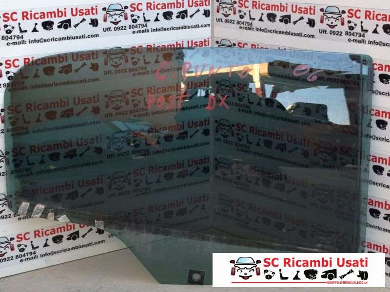 Vetro Posteriore Destro Fiat Grande Punto  - 04684