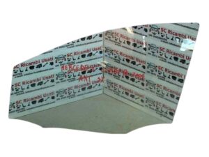 Vetro Anteriore Sinistro Mercedes Classe B W245 - 04693