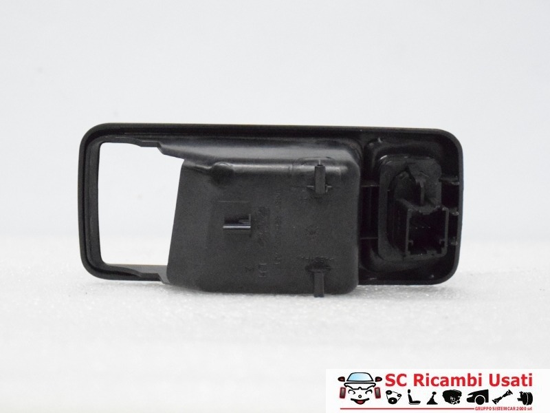 Pulsante Alzavetro Posteriore Sinistro Ford Kuga 1547152 7M5T-14529AA - 05147 Pulsante Alzavetro Posteriore Sinistro Ford Kuga 1547152 7M5T-14529AA - 05147