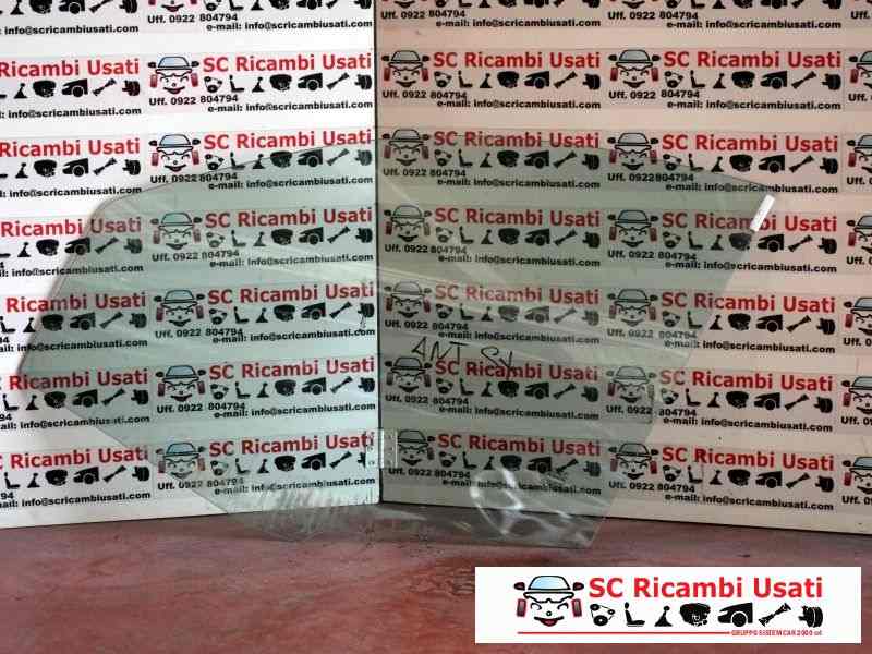 Vetro Anteriore Sinistro Fiat Panda - 05546 Vetro Anteriore Sinistro Fiat Panda - 05546