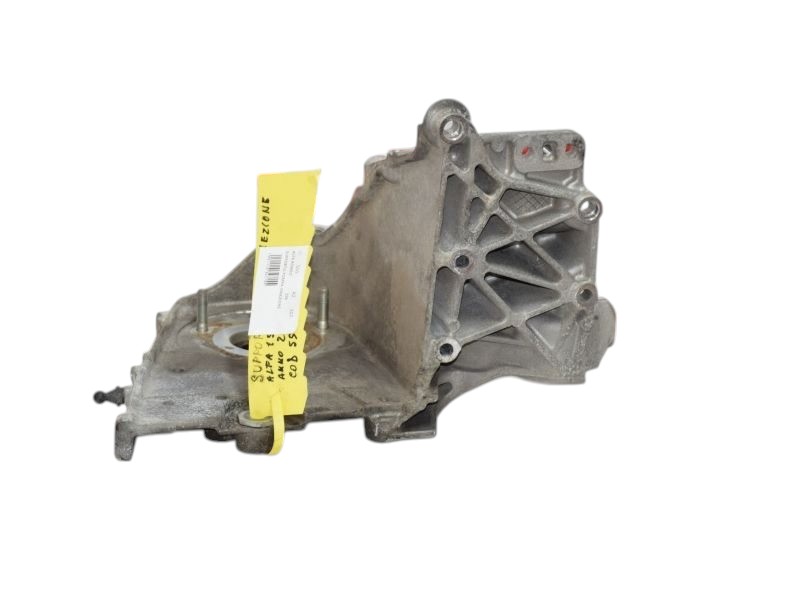Supporto Pompa Iniezione Alfa Romeo 159 55196092 - 00555 Supporto Pompa Iniezione Alfa Romeo 159 55196092 - 00555
