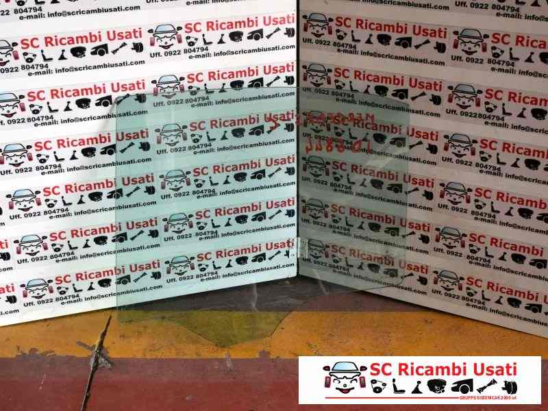 Vetro Posteriore Sinistro Mercedes Classe C W204 - 05844 Vetro Posteriore Sinistro Mercedes Classe C W204 - 05844