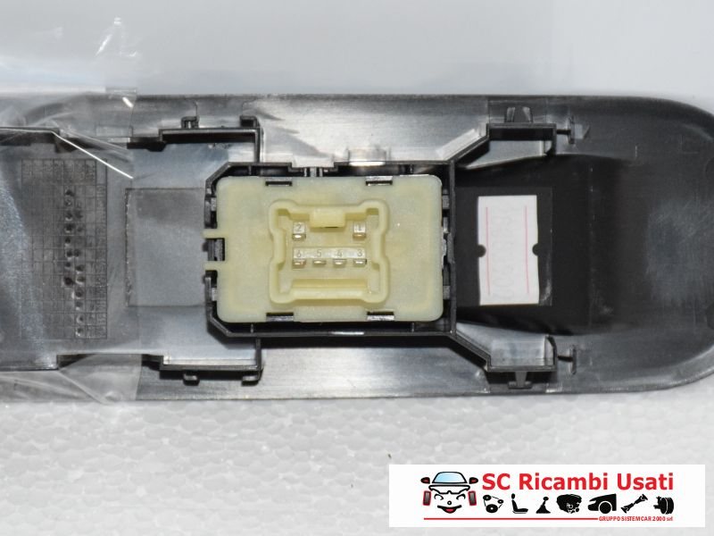 Pulsante Alzavetro Anteriore Destro Renault Clio 4 809602454R - 06032