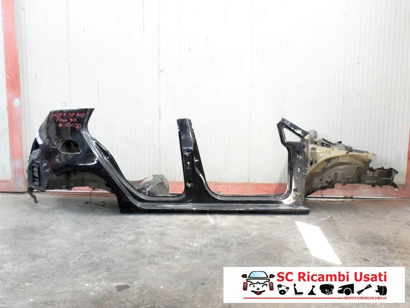 Fianco Fiancata Destra Volkswagen Golf 7 - 06058 Fianco Fiancata Destra Volkswagen Golf 7 - 06058