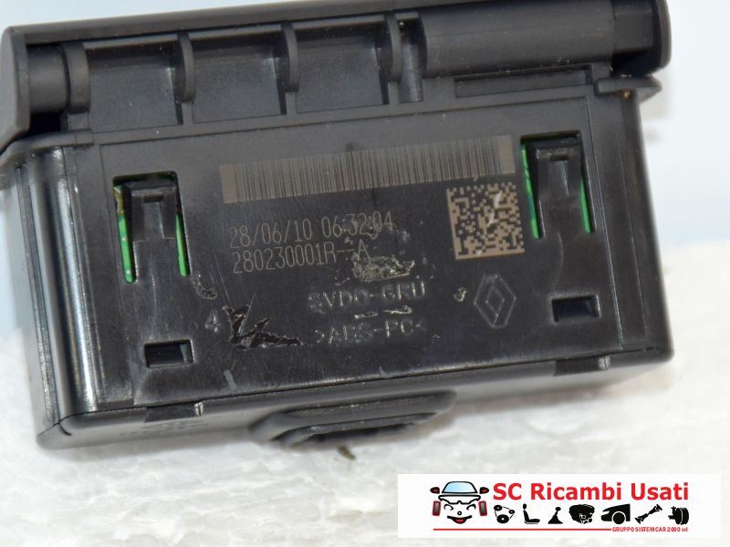 Connessione Ingresso Audio Aux Renault Clio 3 280230001R - 06387 Connessione Ingresso Audio Aux Renault Clio 3 280230001R - 06387