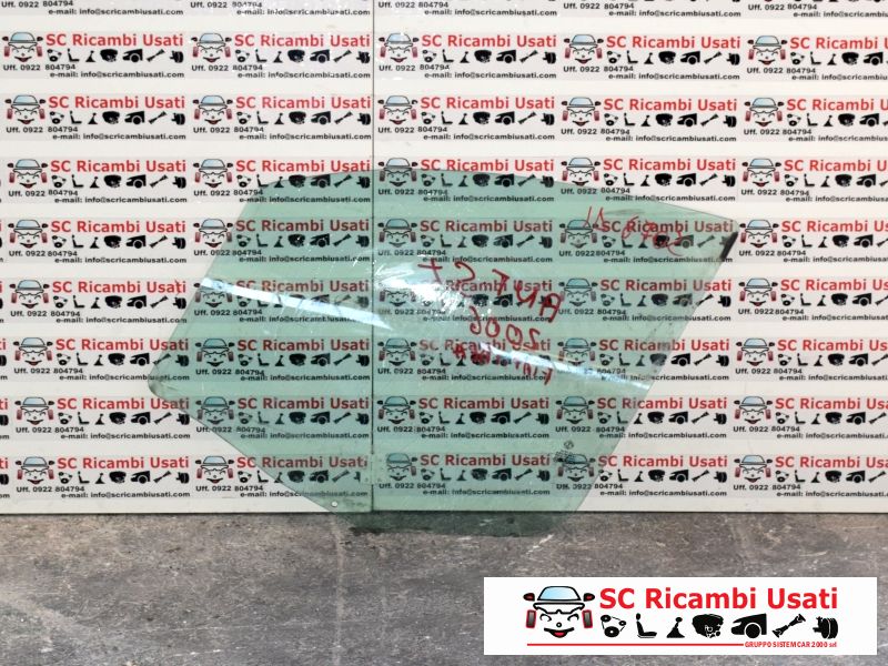 Vetro Anteriore Sinistro Fiat Idea - 06702 Vetro Anteriore Sinistro Fiat Idea - 06702