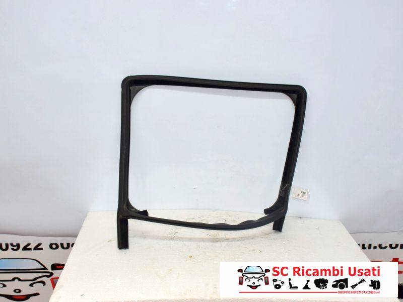 Guarnizione Vetro Porta Scorrevole Sx Fiat Doblo 51814793 - 07072 Guarnizione Vetro Porta Scorrevole Sx Fiat Doblo 51814793 - 07072