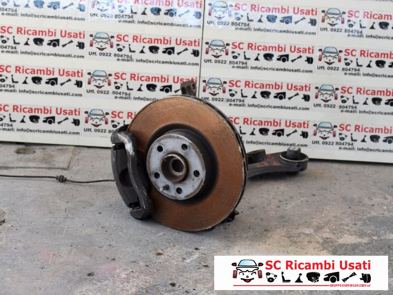 Mozzo Montante Anteriore Sx Fiat Doblo 1.3 Mjt  - 07157