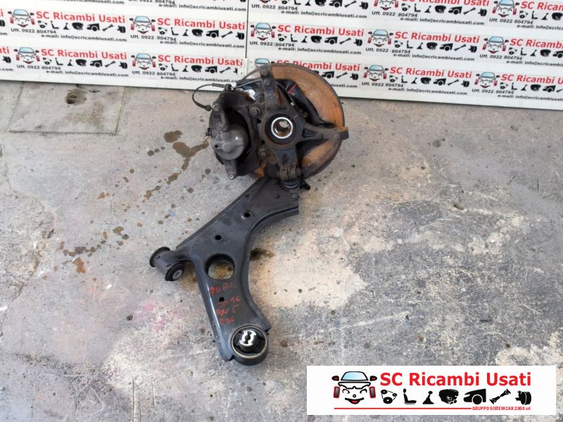 Mozzo Montante Anteriore Dx Fiat Doblo 1.3 Mjt - 07158 Mozzo Montante Anteriore Dx Fiat Doblo 1.3 Mjt - 07158