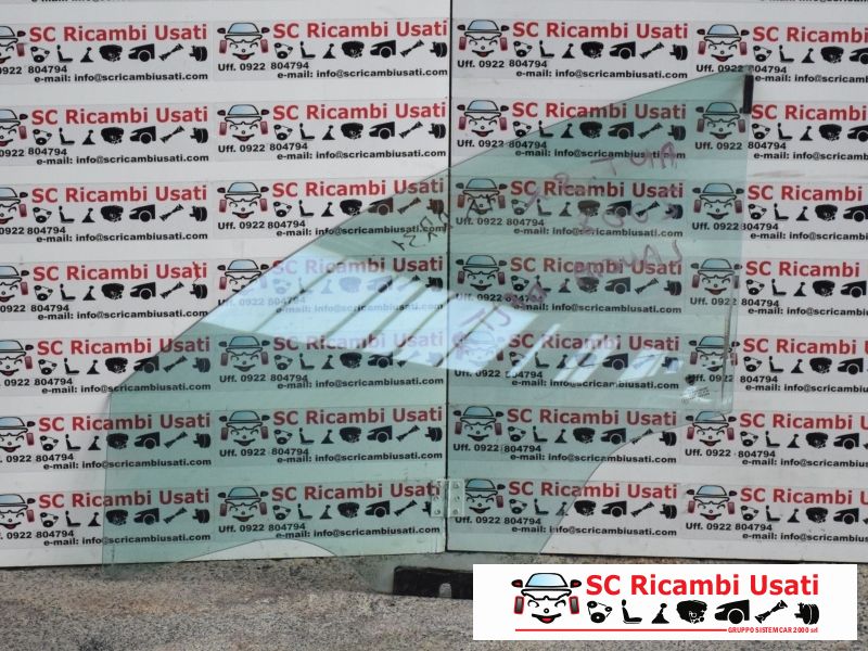 Vetro Anteriore Sinistro Lancia Delta 51822270 - 07731 Vetro Anteriore Sinistro Lancia Delta 51822270 - 07731