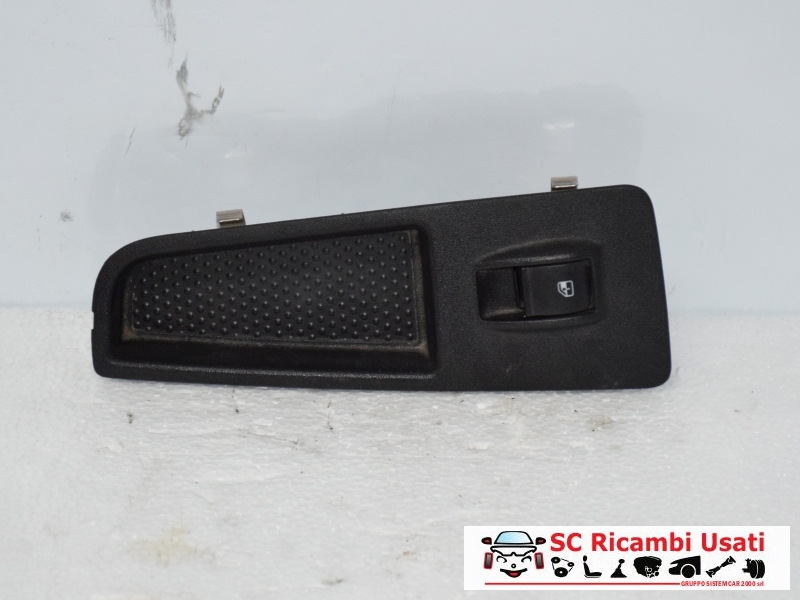 Pulsante Alzavetro Posteriore Destro Lancia Delta 735474939 - 07750