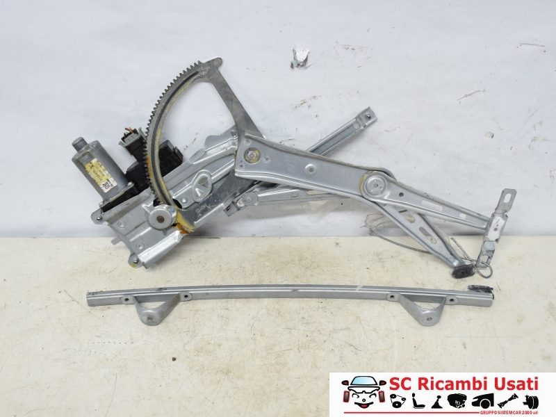 Alzavetro Anteriore Destro Opel Zafira 0130821455 - 08902