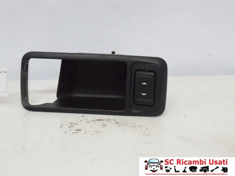 PULSANTE ALZAVETRO POSTERIORE DESTRO FORD C - Max Serie 3M51226A36ADW (03>07)