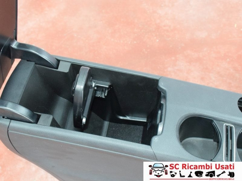TUNNEL CONSOLLE CENTRALE MERCEDES Classe A Serie (W176) A1766800800 (12>18)