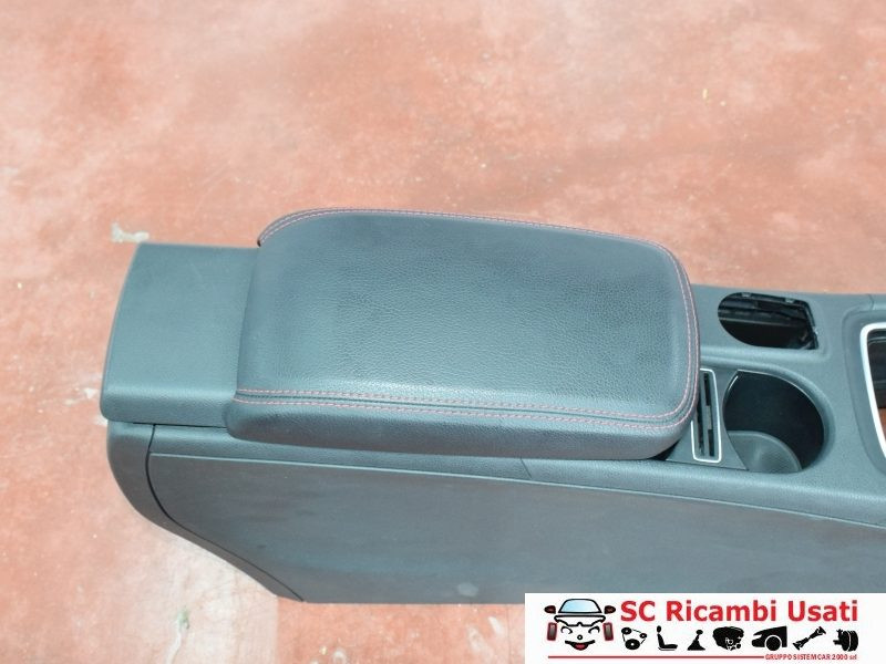 TUNNEL CONSOLLE CENTRALE MERCEDES Classe A Serie (W176) A1766800800 (12>18)