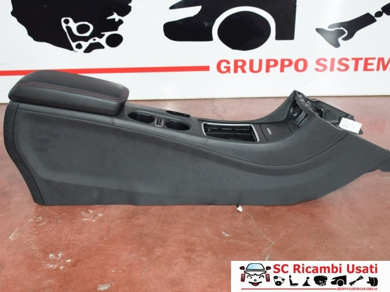 TUNNEL CONSOLLE CENTRALE MERCEDES Classe A Serie (W176) A1766800800 (12>18)