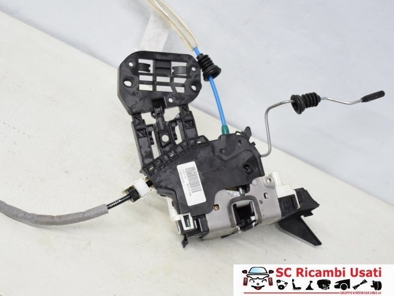 SERRATURA POSTERIORE DESTRA MERCEDES Classe A Serie (W176) A2047302835 (12>18)