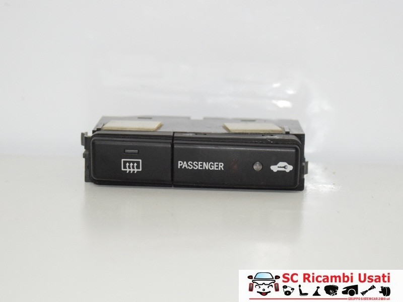 PULSANTE INTERRUTTORE SBRINA LUNOTTO POST. TOYOTA Avensis S. Wagon 2° Serie 8479005130 (03>08)