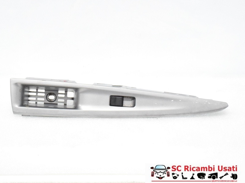 PULSANTE ALZAVETRO POSTERIORE DESTRO MAZDA 2 Berlina 1° Serie DD10-68-5LX (03>07)