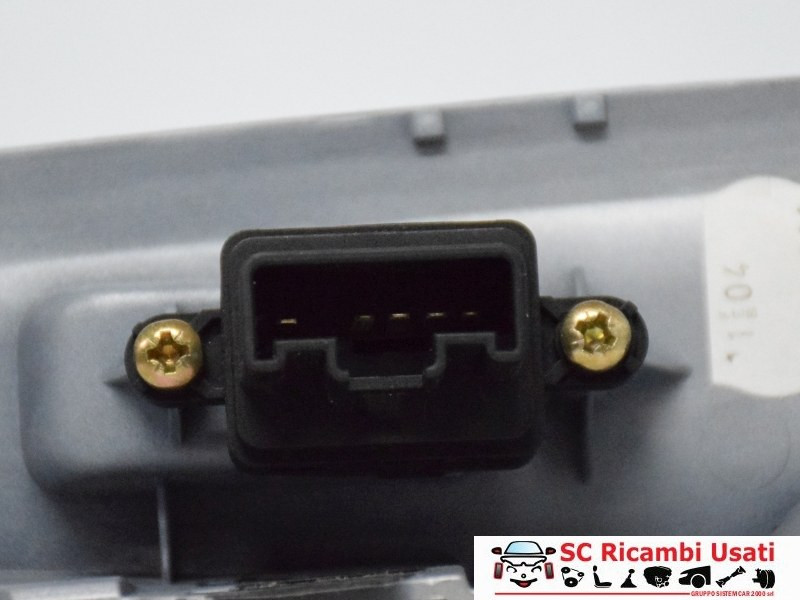 PULSANTE ALZAVETRO POSTERIORE SINISTRO MAZDA 2 Berlina 1° Serie D39766370 (03>07)